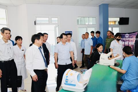 VV88 com đăng nhập ra quân khám sức khoẻ miễn phí cho trên 185.000 dân