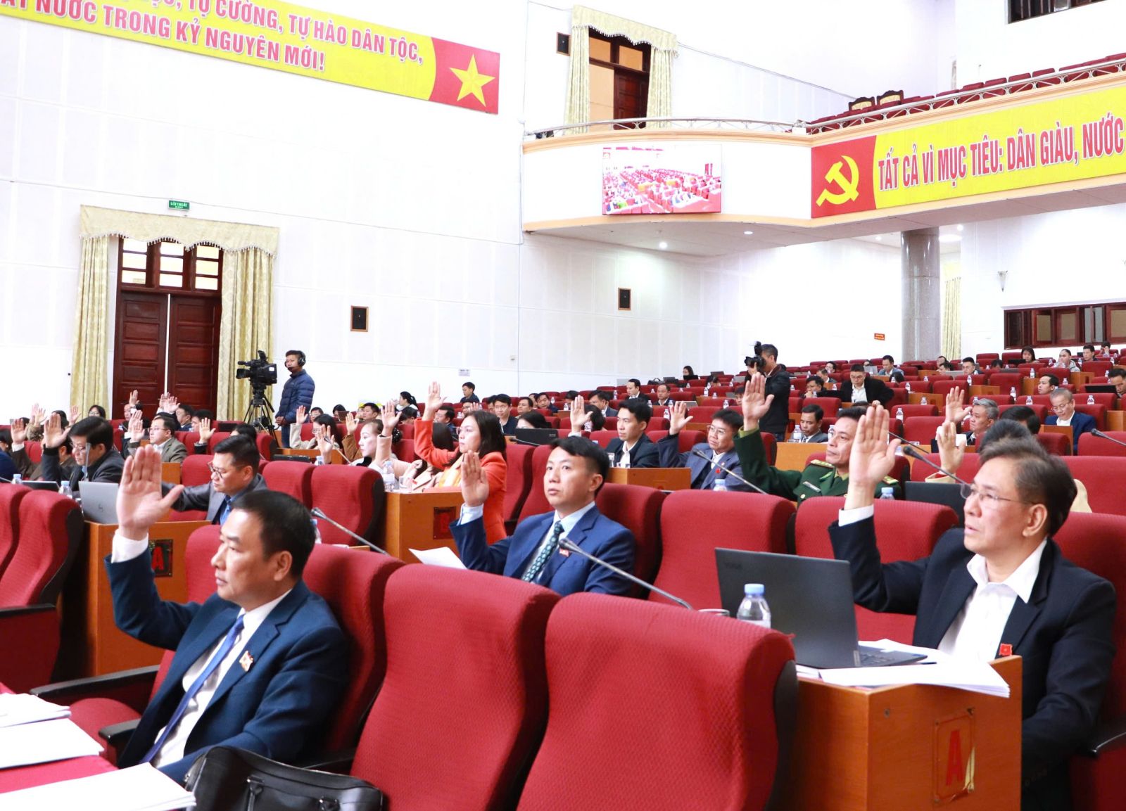 21 VV88 com đăng nhập được thông qua tại Kỳ họp thứ ba mươi tư HĐND VV88VV nhà cái World Cup 2026 khóa XV, nhiệm kỳ 2021 - 2026