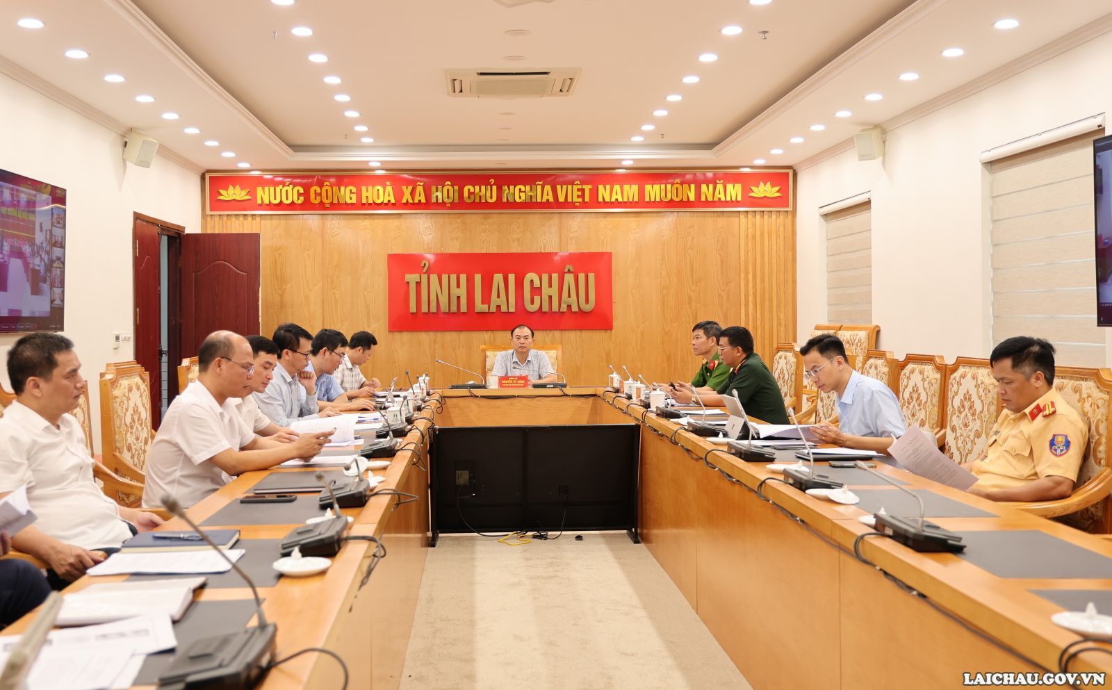 <a href="/tin-tuc-su-kien/thong-tin-chi-dao-dieu-hanh" title="Thông tin chỉ đạo,điều hành" rel="dofollow">Thông tin chỉ đạo, điều hành</a>
